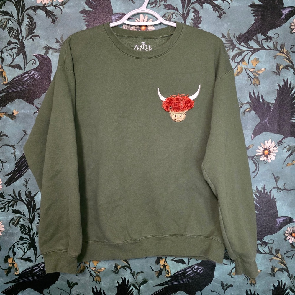 White Stitch Highland Cow Sweatshirt Green Embroidered Coo Farmhouse Pullover